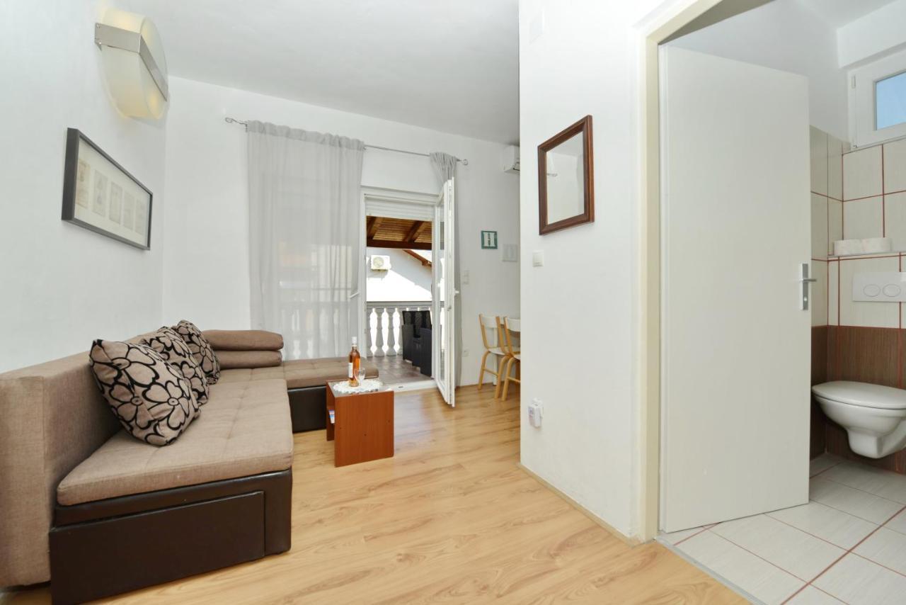 Apartmani L&R Бибинє Екстер'єр фото