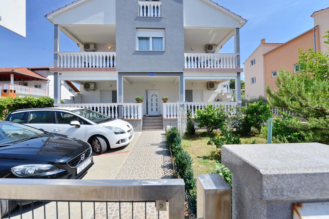 Apartmani L&R Бибинє Екстер'єр фото