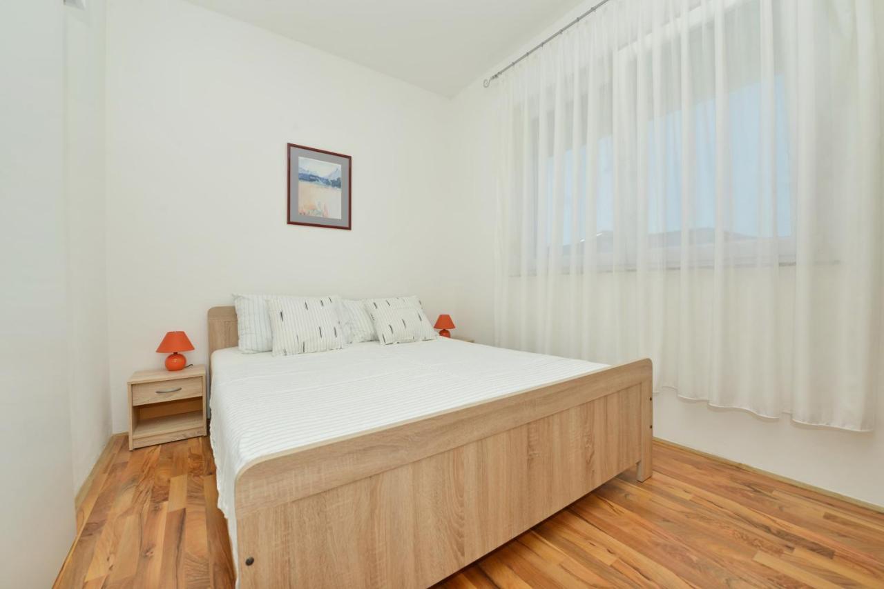 Apartmani L&R Бибинє Екстер'єр фото