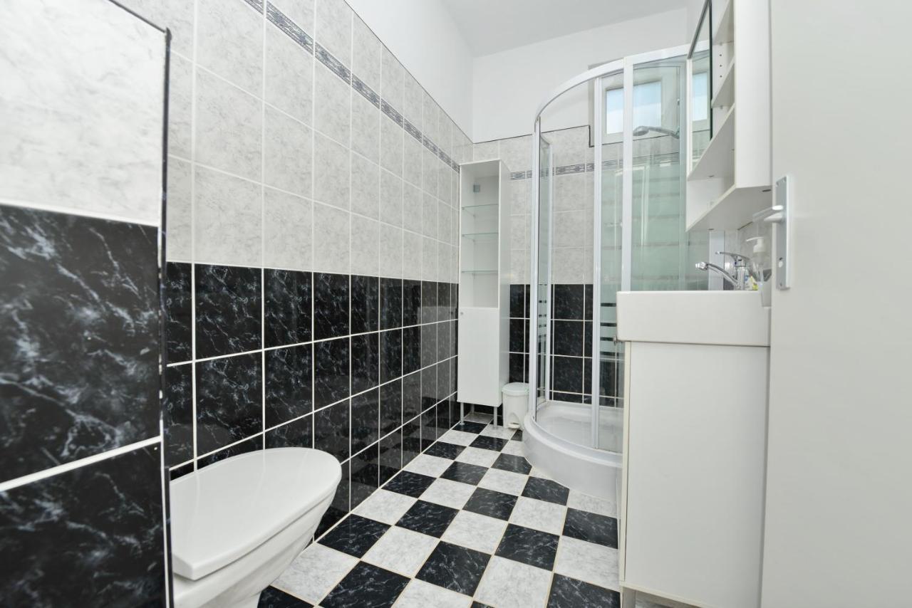 Apartmani L&R Бибинє Екстер'єр фото