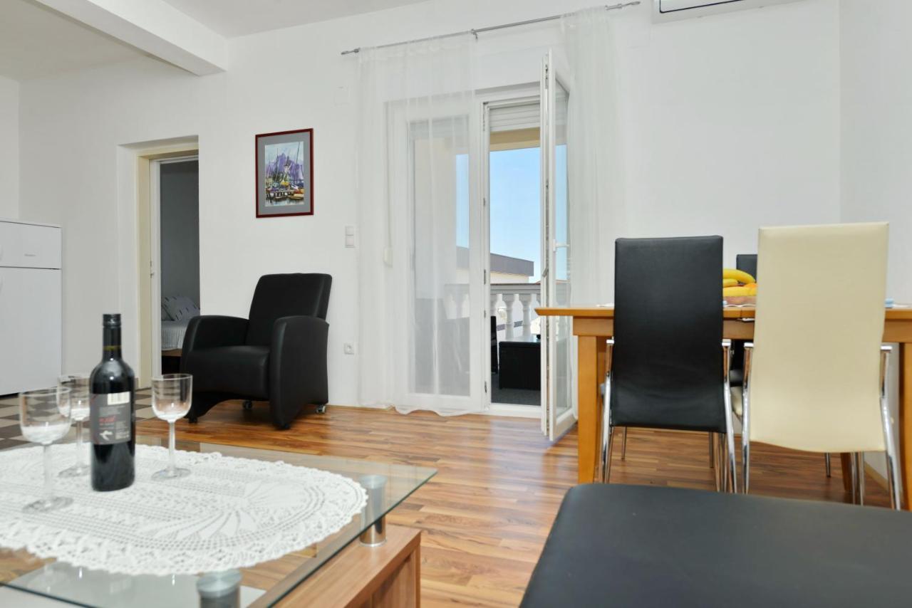 Apartmani L&R Бибинє Екстер'єр фото